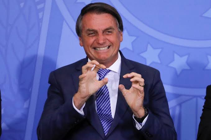 Cidadão Honorário: projeto de lei é aprovado e concedido ao ex-presidente Bolsonaro Cidadão Honorário: projeto de lei é aprovado e concedido ao ex-presidente Bolsonaro