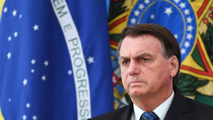 Atos Golpistas de 8 de Janeiro: Brasileiros Consideram Bolsonaro Responsável e Apoiam Punição, Revela Pesquisa