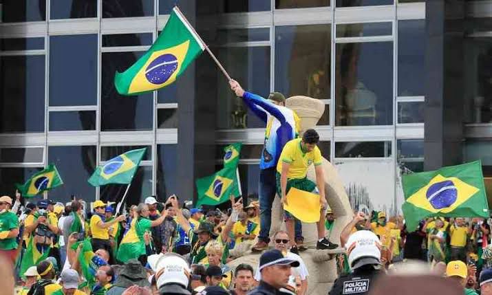 Um ano após os atos golpistas: Investigação continua sem punir mandantes e cúpula responsável