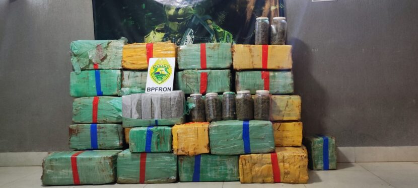 Operação Protetor: PMPR Apreende Veículo Roubado e 883 kg de Maconha em Cruzeiro do Oeste