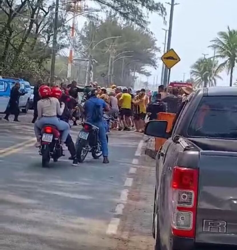Flamengo e Peñarol tem clima de guerra no Rio de Janeiro Flamengo e Peñarol tem clima de guerra no Rio de Janeiro