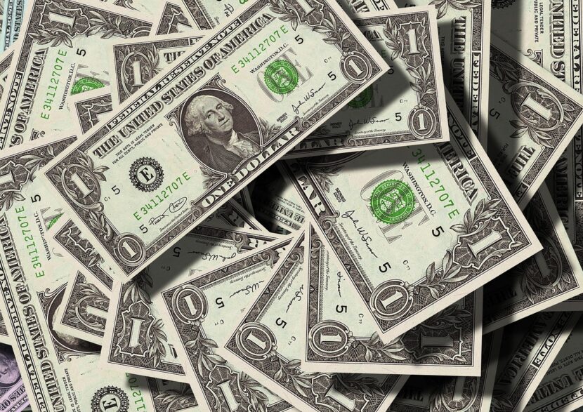 Cotação do dólar é a maior em três anos após falas de Ministro
