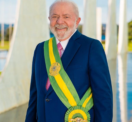 Lula não viaja a Rússia após acidente doméstico em São Paulo