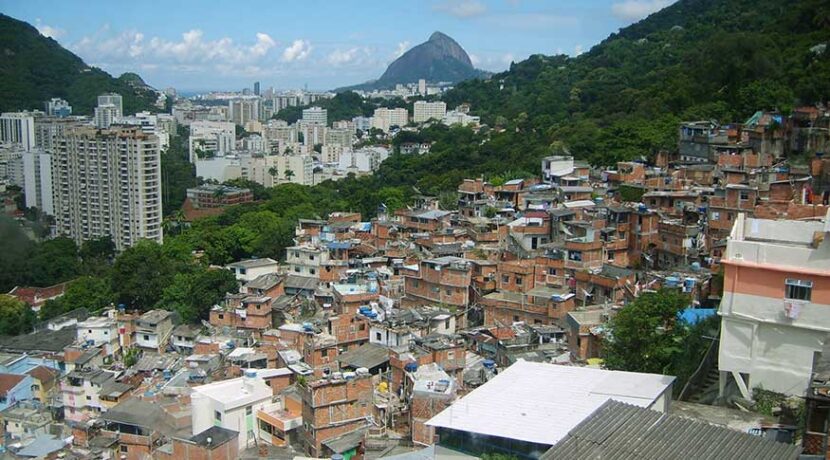 Mais de 16 milhões de pessoas vivem em favelas no Brasil segundo último Censo IBGE