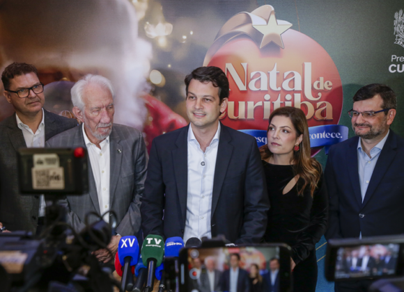 Natal de Curitiba 2025: Luzes, Emoções e Desafios Natal de Curitiba 2025: Luzes, Emoções e Desafios