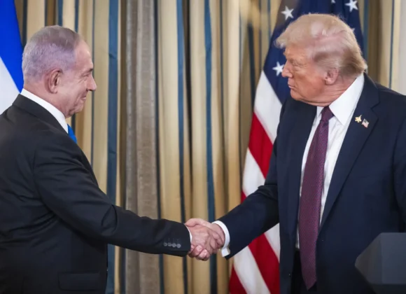 Um plano de paz controverso: os desafios da proposta de Trump para Israel e Palestina