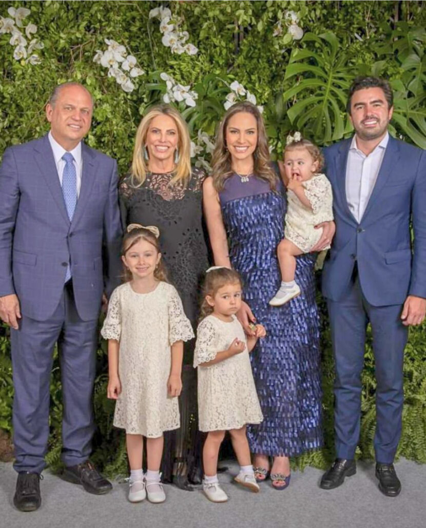 Ricardo Barros celebra novo ciclo com mensagens de apoio e reconhecimento público Ricardo Barros celebra novo ciclo com mensagens de apoio e reconhecimento público