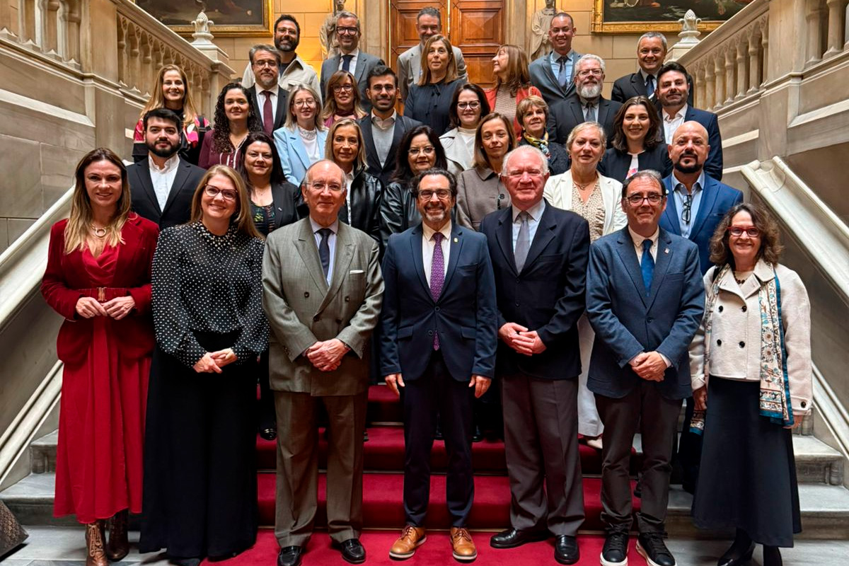Cooperação CTI Paraná Catalunha fortalece inovação 1604-4