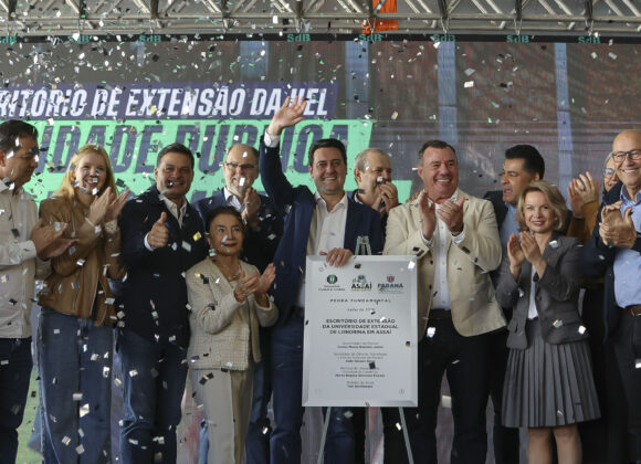 Ratinho Junior inaugura Escritório de Extensão da UEL em Curitiba IMG_3231