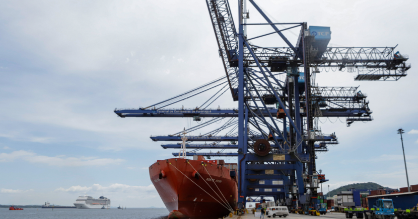Exportações do Paraná crescem 5,5% e atingem US$ 18,7 bilhões em 2026 Exportações do Paraná
