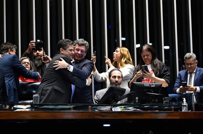 Senado aprova fim da escala 6x1 img_3873