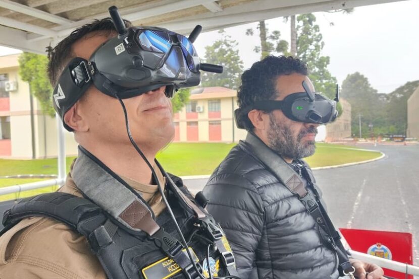 Paraná testa tecnologia israelense capaz de derrubar o controle de drones invasores img_3881